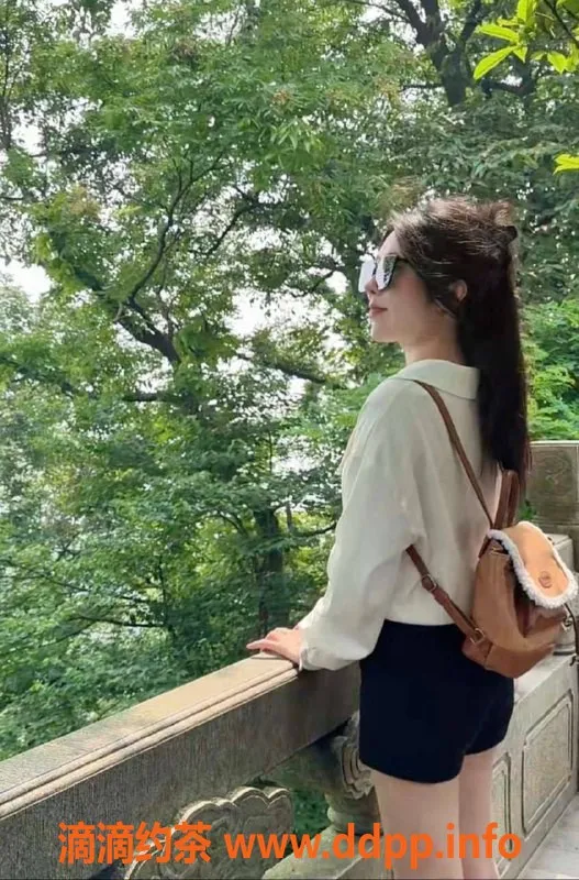 北京楼凤-朝阳区楠亚：1500起，舌吻六九服务