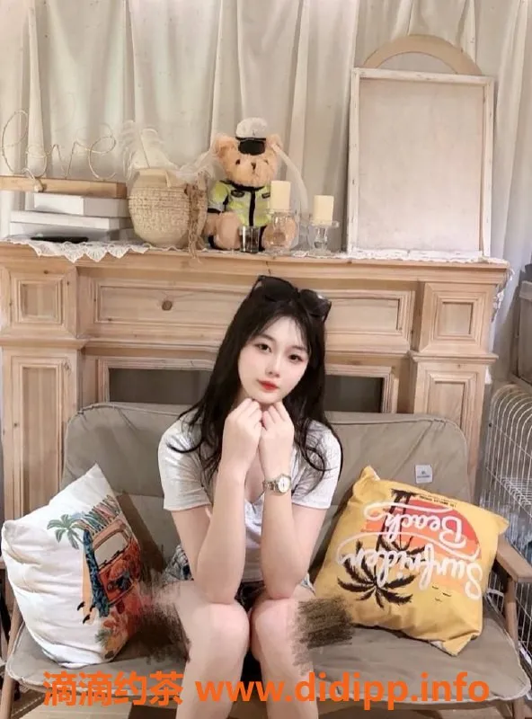 成都楼凤-成华区可可，颜值高，身材丰满，专业服务！