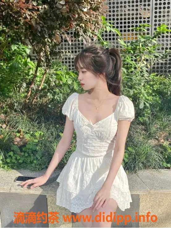 广州楼凤-海珠小草莓，24岁，160cm，44kg，550元/次