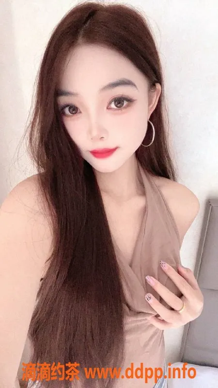 长沙楼凤-雨花区悦儿：20岁，165cm，45kg，服务500p起