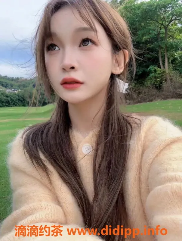 杭州楼凤-萌酱奶昔155cm 40kg 乖巧萝莉陪浴服务