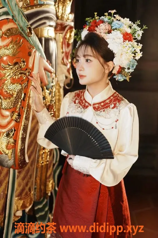 杭州楼凤资源信息,萌酱奶昔155cm 40kg 乖巧萝莉陪浴服务