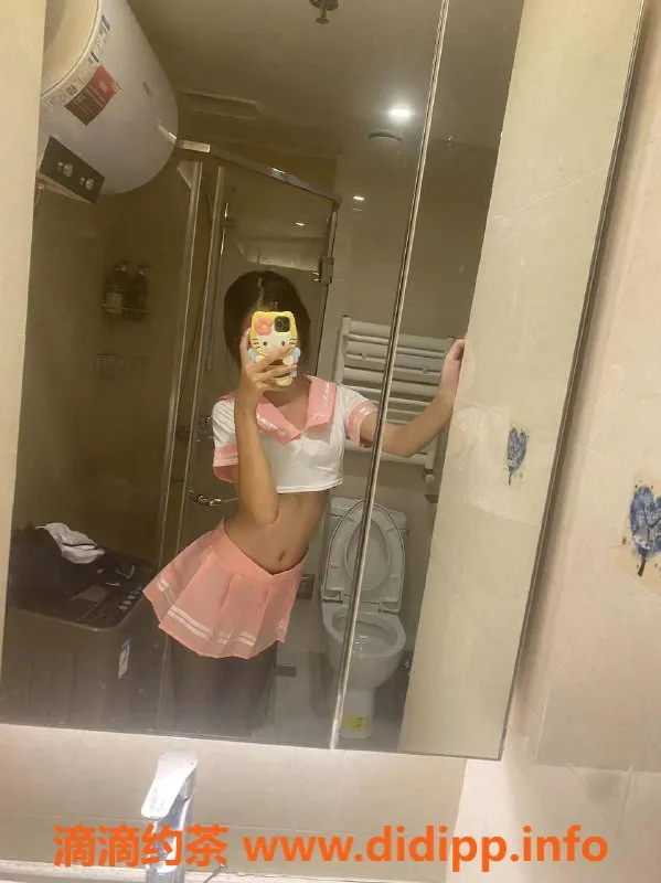 郑州楼凤资源信息,二七区乐乐，18岁163cm，美丽身材85斤，基础服务1800