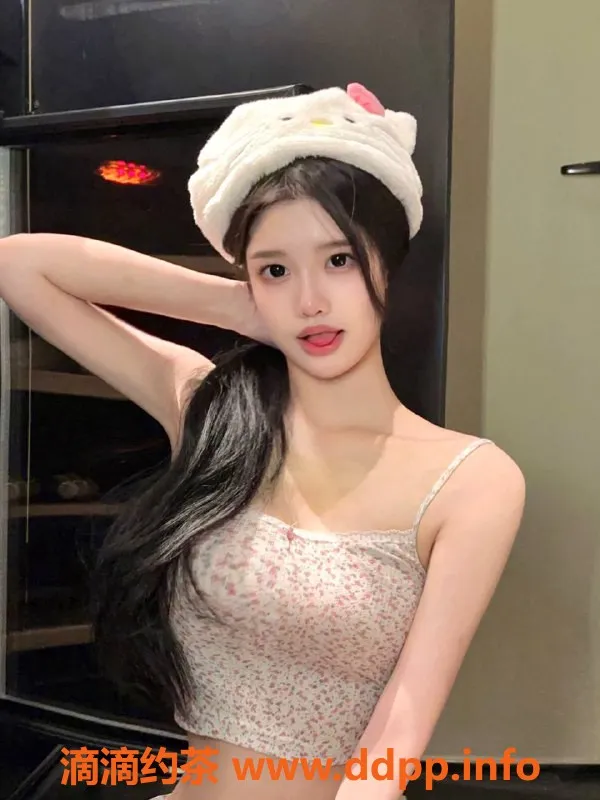 上海楼凤-浦东蜜桃 热情服务 1398元/40分钟