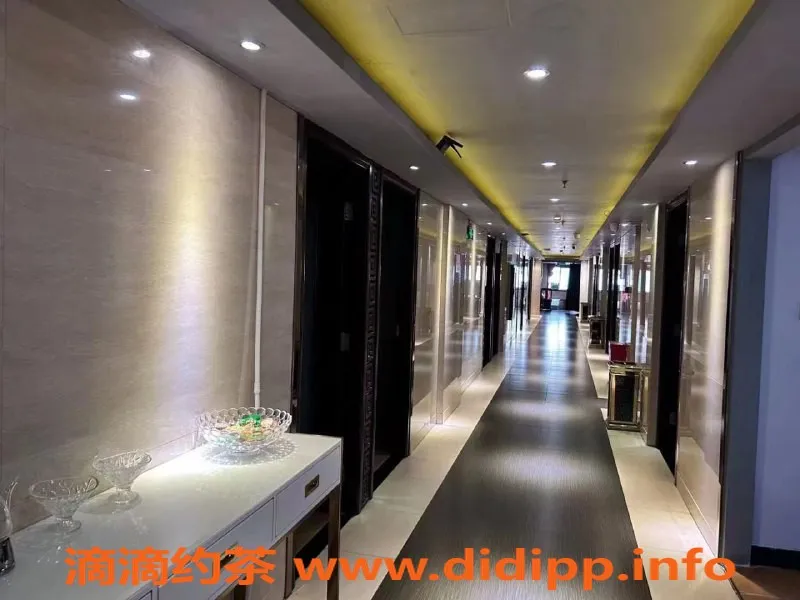 长沙spa会所-雨花区高挑性感技师，特价379元起，完美服务体验