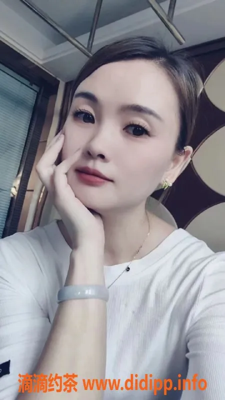 长沙spa会所-雨花区高挑性感技师，特价379元起，完美服务体验