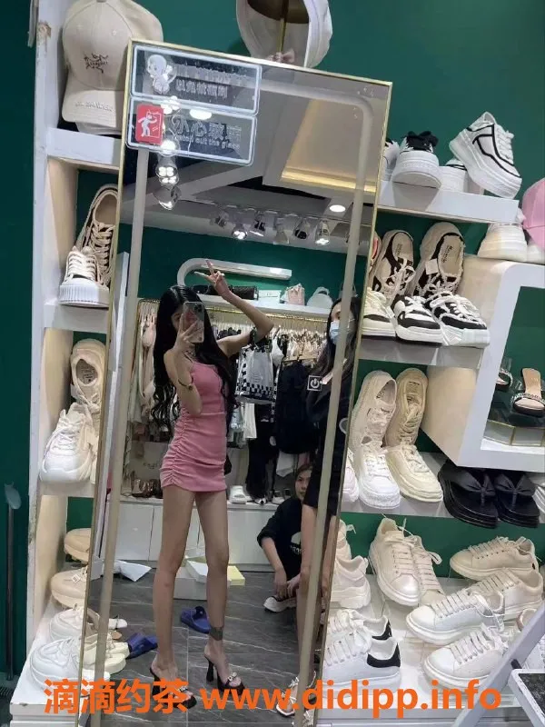 长沙spa会所-雨花区高挑性感技师，特价379元起，完美服务体验