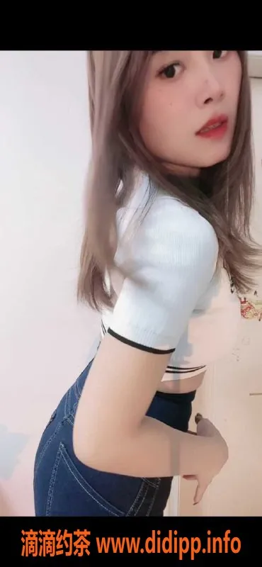 广州楼凤资源信息,28岁芳婷婷，160CM，47KG，450元陪浴服务