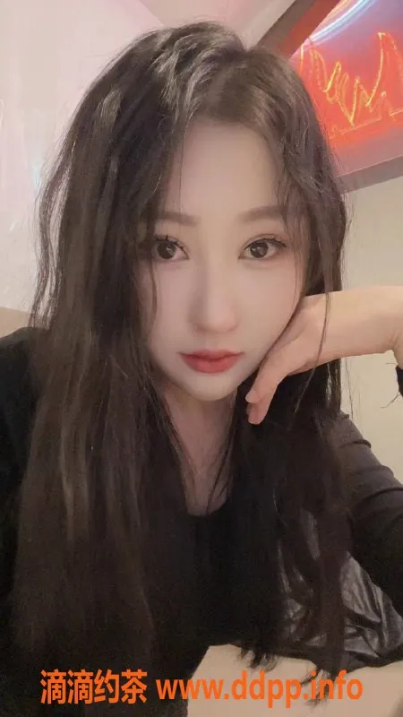 北京楼凤-呼家楼嫩妹仙贝，内衣批发超划算