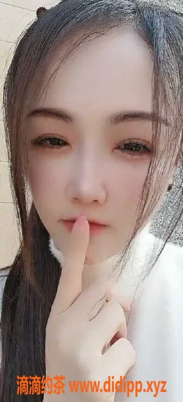 广州楼凤-广州黄埔老师梦之夏 24岁163cm 36C