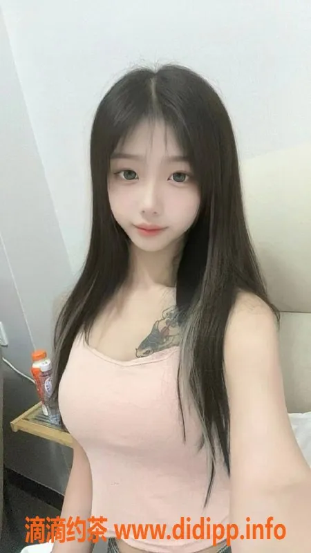 成都楼凤-成都呆呆19岁高挑嫩妹，600元享全套服务