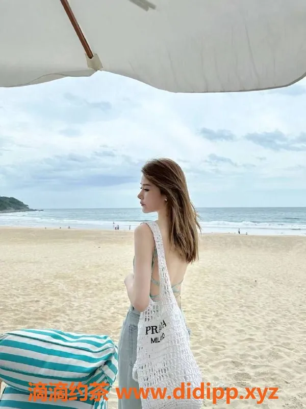 成都楼凤-绵阳小甜甜，颜值与服务兼备，超值体验