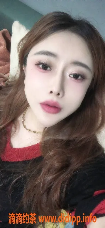 成都楼凤-华润二十四城静静，5/7的少妇，口活一流