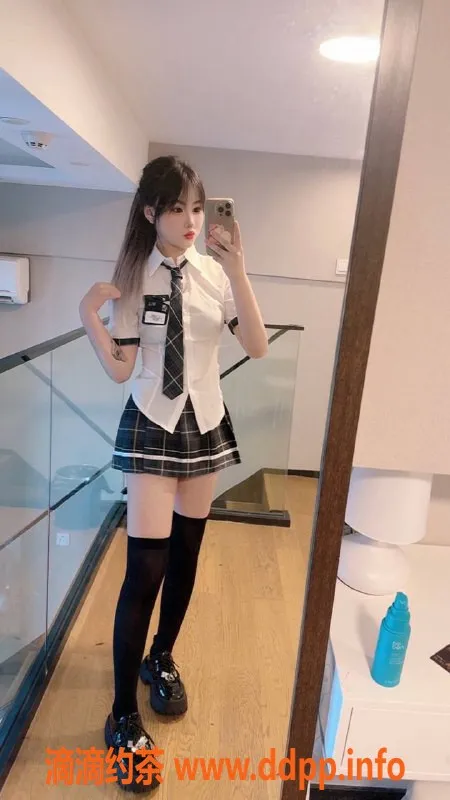 广州楼凤资源信息,黄埔御姐贝贝，700元体验高级服务