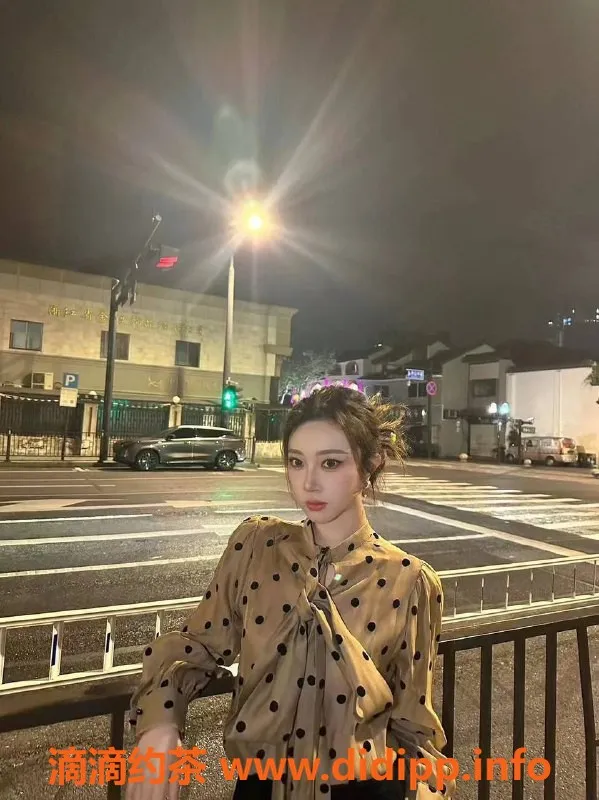 上海楼凤资源信息,静安区小乔，1600元50分钟超值体验