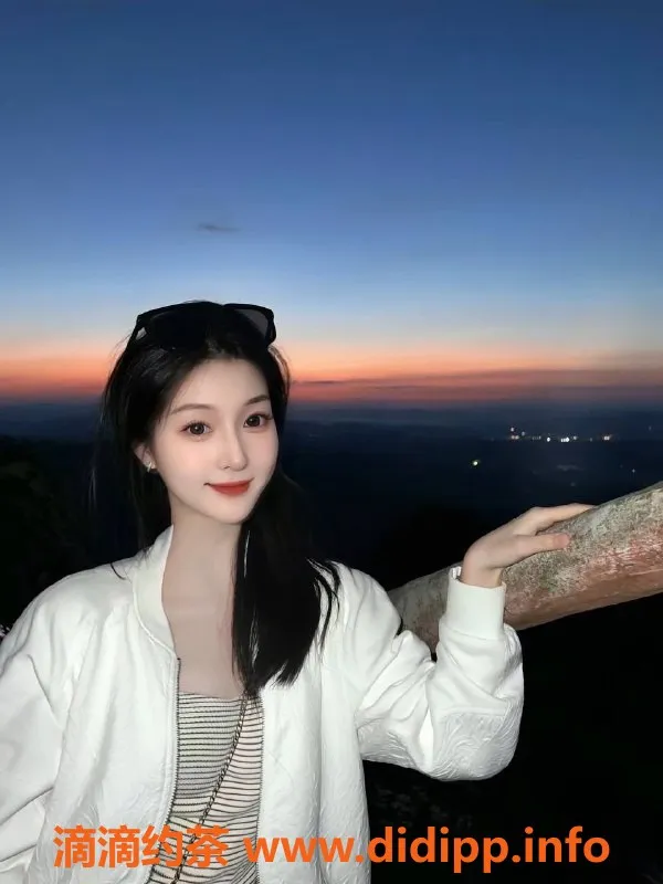 长沙楼凤-雨花区23岁洋洋，170身高，36C胸围，优惠服务