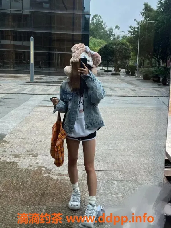 深圳楼凤-南山提莫，800p舌吻制服服务，超赞体验！