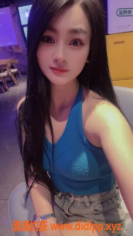 广州楼凤-天河依依小姐，舌吻69P服务，700元起