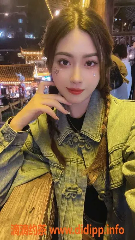 广州楼凤-雨欣-24岁白云幼师兼职，166cm，优质服务