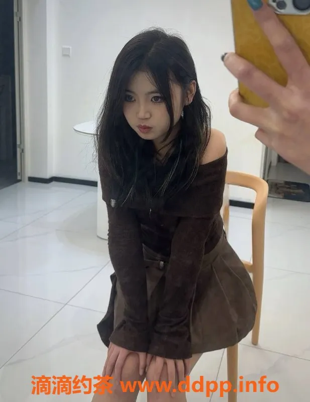 成都楼凤资源信息,成都小清柠，160身高，100体重，500元开启服务