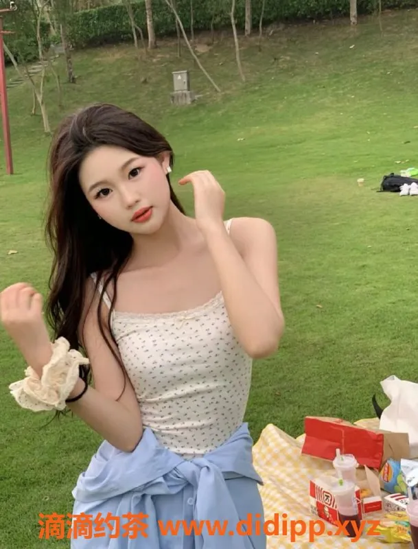 深圳楼凤-福田嫩妹小雨，课费P1188，真不错！