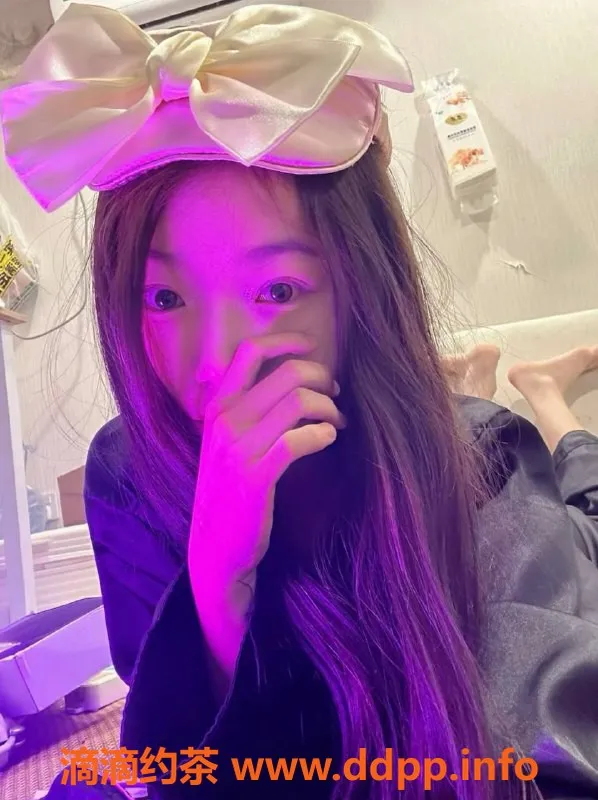 长沙楼凤资源信息,开福区可可，20岁163cm，48kg，36B，温柔体贴