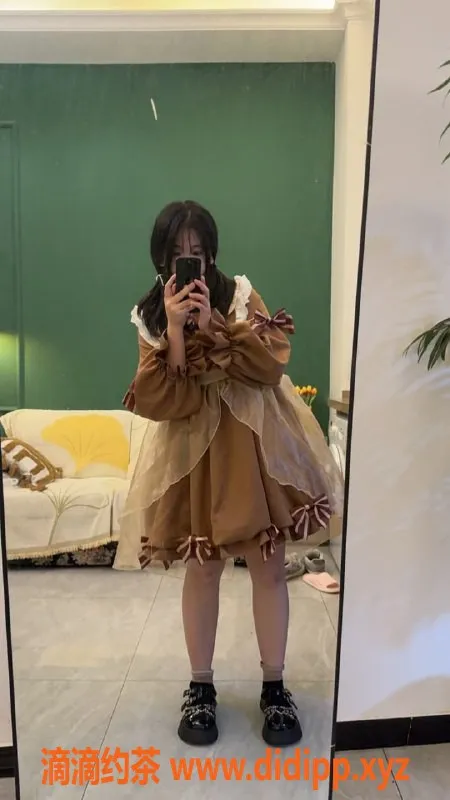 成都楼凤-成都石榴 158cm娇媚肉感妹 500元体验