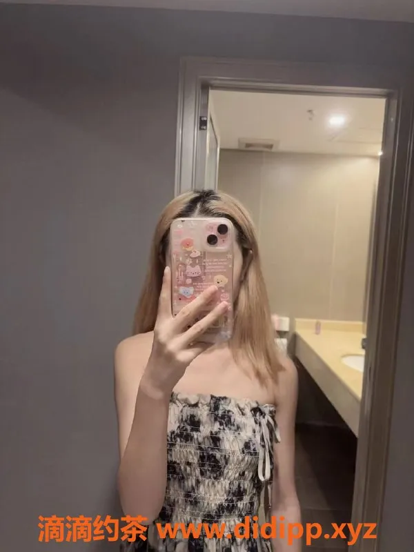 成都楼凤-成华区嫩妹木槿，5p 9pp服务等你来体验！