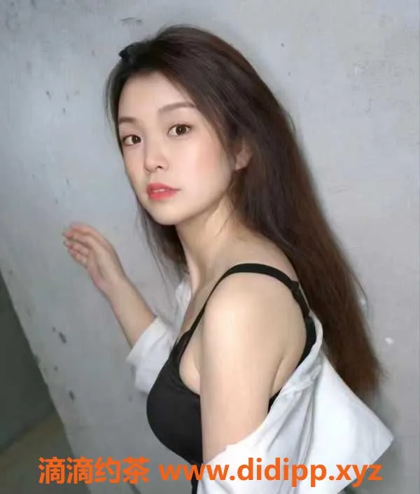 广州楼凤资源信息,海珠兼职佳琪，24岁166cm，性感34C，500元40分钟