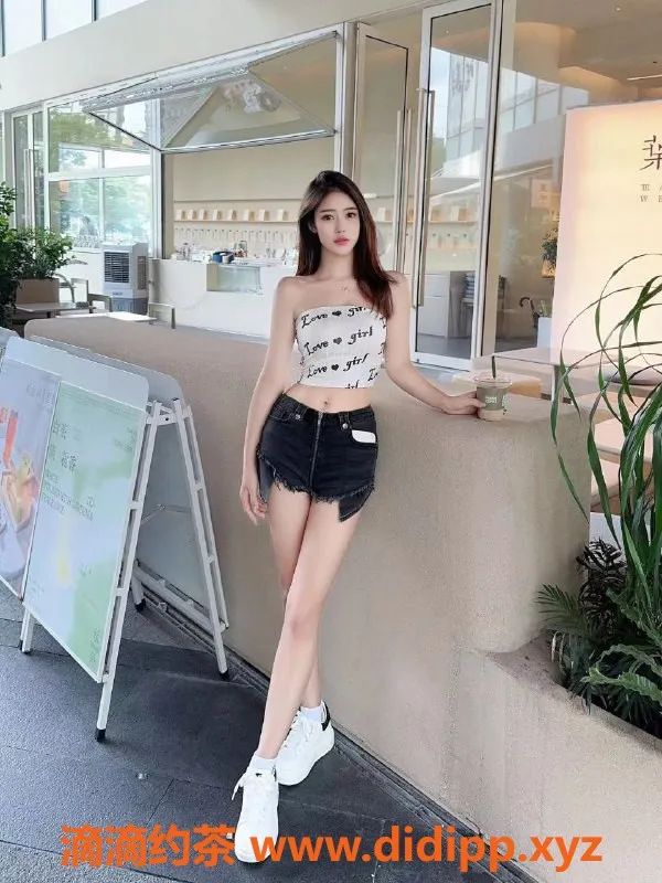 厦门楼凤-湖里佳怡，00年小妹，视频验证，600/p