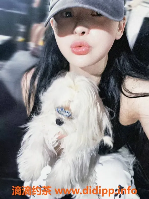 广州楼凤-天河嫩妹温以凡，1888起，视频验证