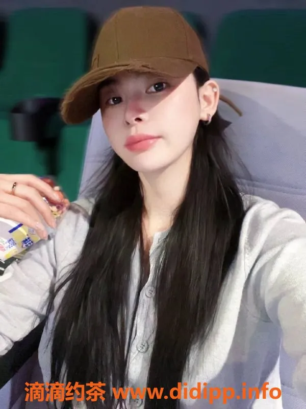 广州楼凤资源信息,天河嫩妹温以凡，1888起，视频验证