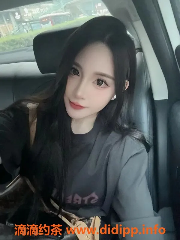 成都楼凤资源信息,锦江区千美，22岁大长腿女友感服务