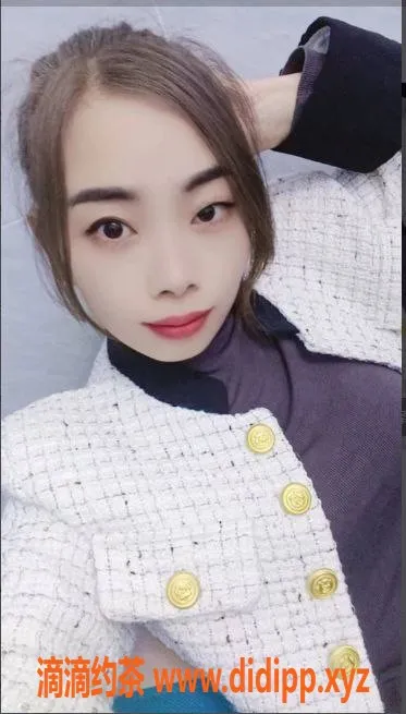 深圳楼凤-深圳宝安萱萱，26岁34C，超值服务体验