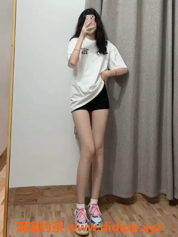 上海楼凤-长宁高美伶桂桂：180cm D胸，超热情服务！