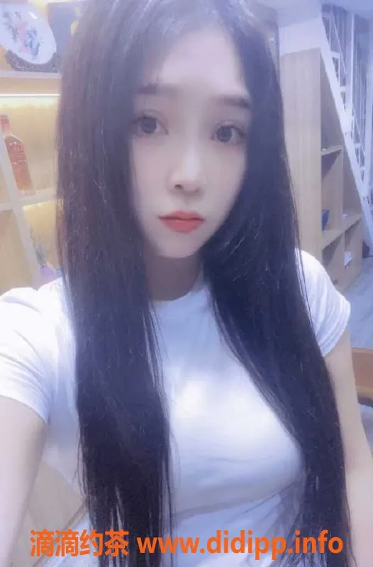 广州楼凤资源信息,天河小茜，21岁163cm，茶水课费超值享受