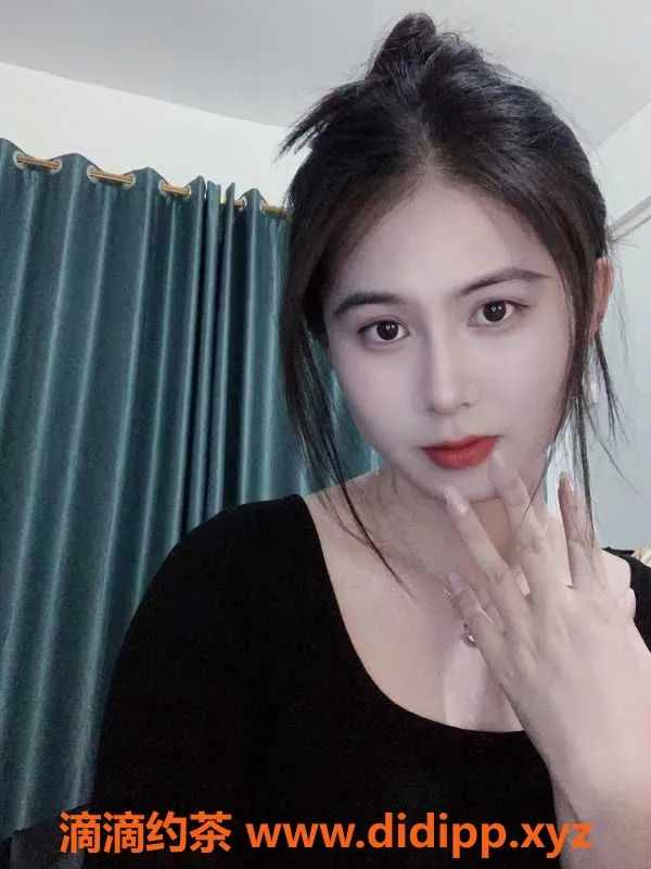 广州楼凤-广州白云新下海老师小麻雀，24岁可爱美女