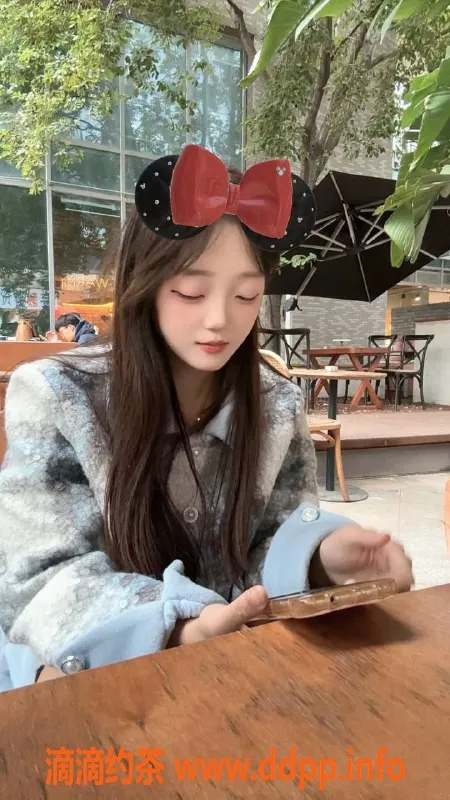 成都楼凤资源信息,成都高挑妹雨果，身高171，体验仅需700元