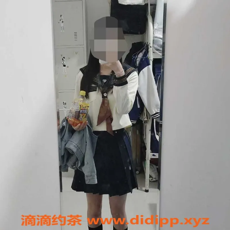 成都楼凤-成都敏敏，171cm大长腿，700元嫩妹体验