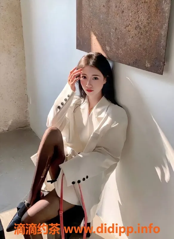 北京上门服务-朝阳雨婷，173高理想伴侣，千元档推荐