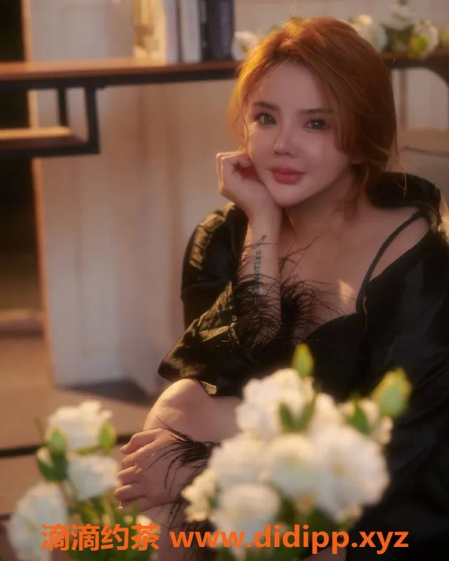 北京楼凤-朝阳乐姐 6张出击 巨乳胸推 服务优质