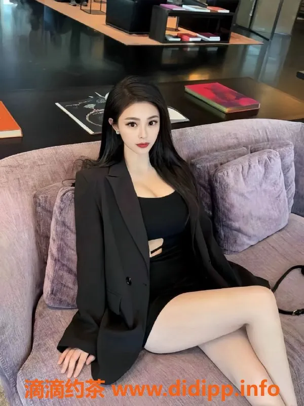 南京楼凤-鼓楼白子涵，1800p热情服务，欢迎体验！