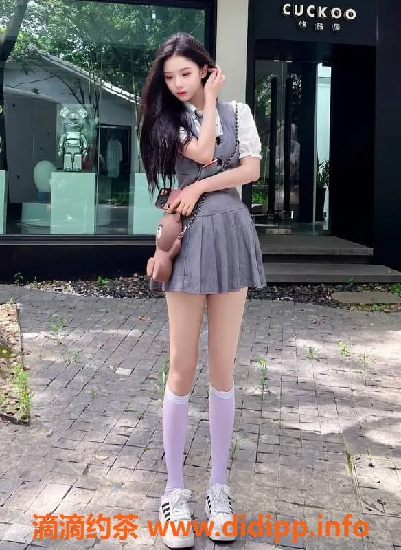 上海楼凤-闵行李诗怡，165身高、42体重，颜值超高