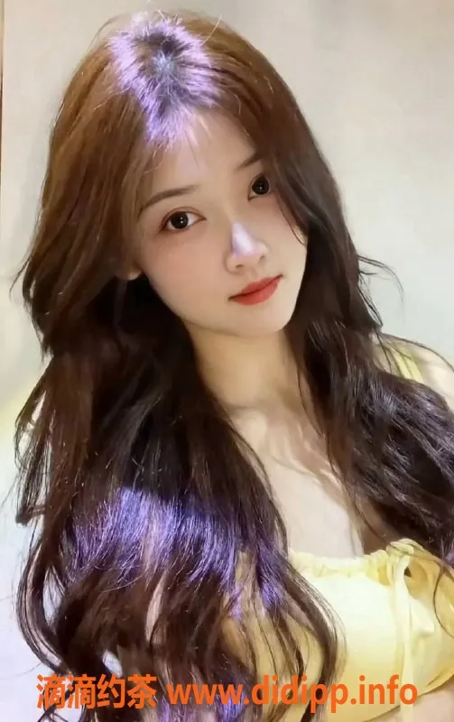 深圳楼凤-龙华嫩妹迪迪，经验丰富大胸服务 P1200起