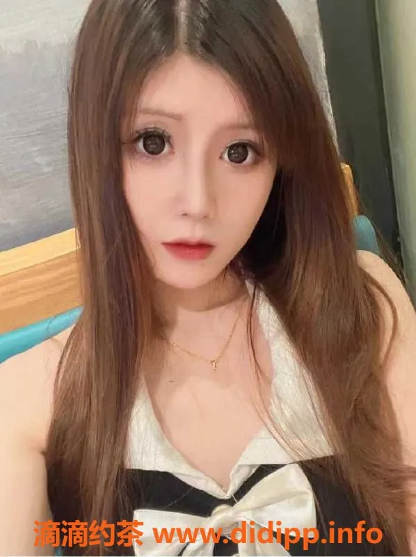 广州楼凤-天河长腿甜甜，26岁老师热情服务