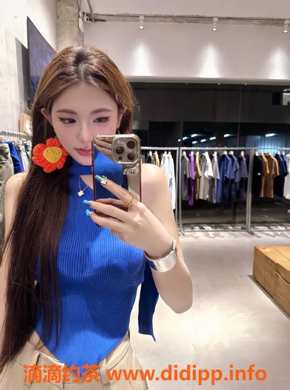 深圳楼凤资源信息,深圳香菜外出上门服务，价格2500起