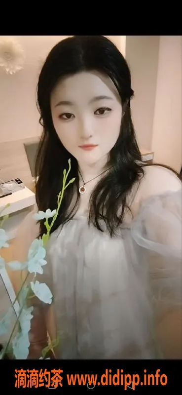 东莞楼凤资源信息,仲恺陈江小白兔，168cm 24岁，激情服务只需500p