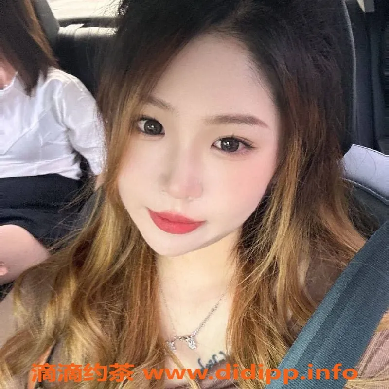 成都楼凤-武侯区七七，微坦车巨乳，课时费6p