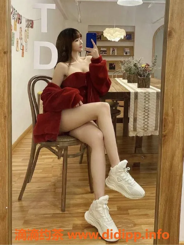 杭州外围-杭州小瓶子，170高挑美姬，超值陪浴服务