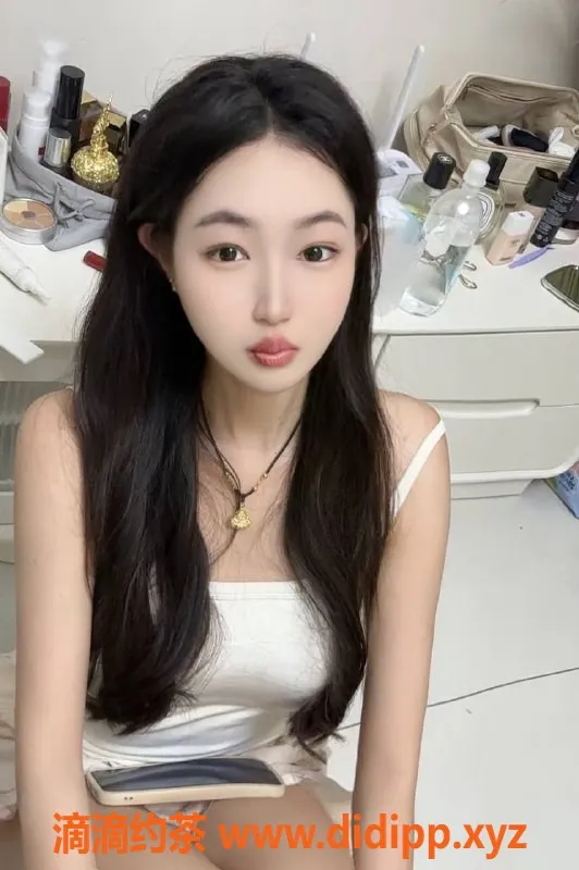 深圳楼凤-宝安福猪猪，168cm 36C 性感体验等你来！